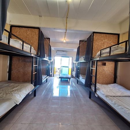 Dk1Hostel Csaveng-part Kültér fotó