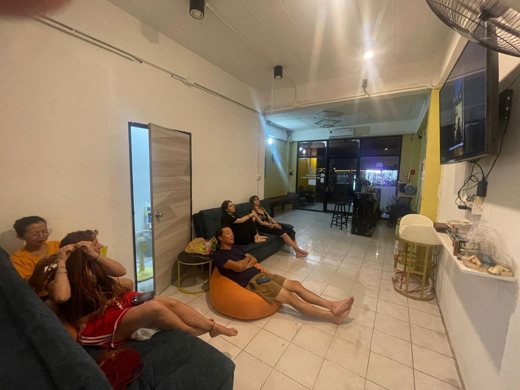 Dk1Hostel Csaveng-part Kültér fotó