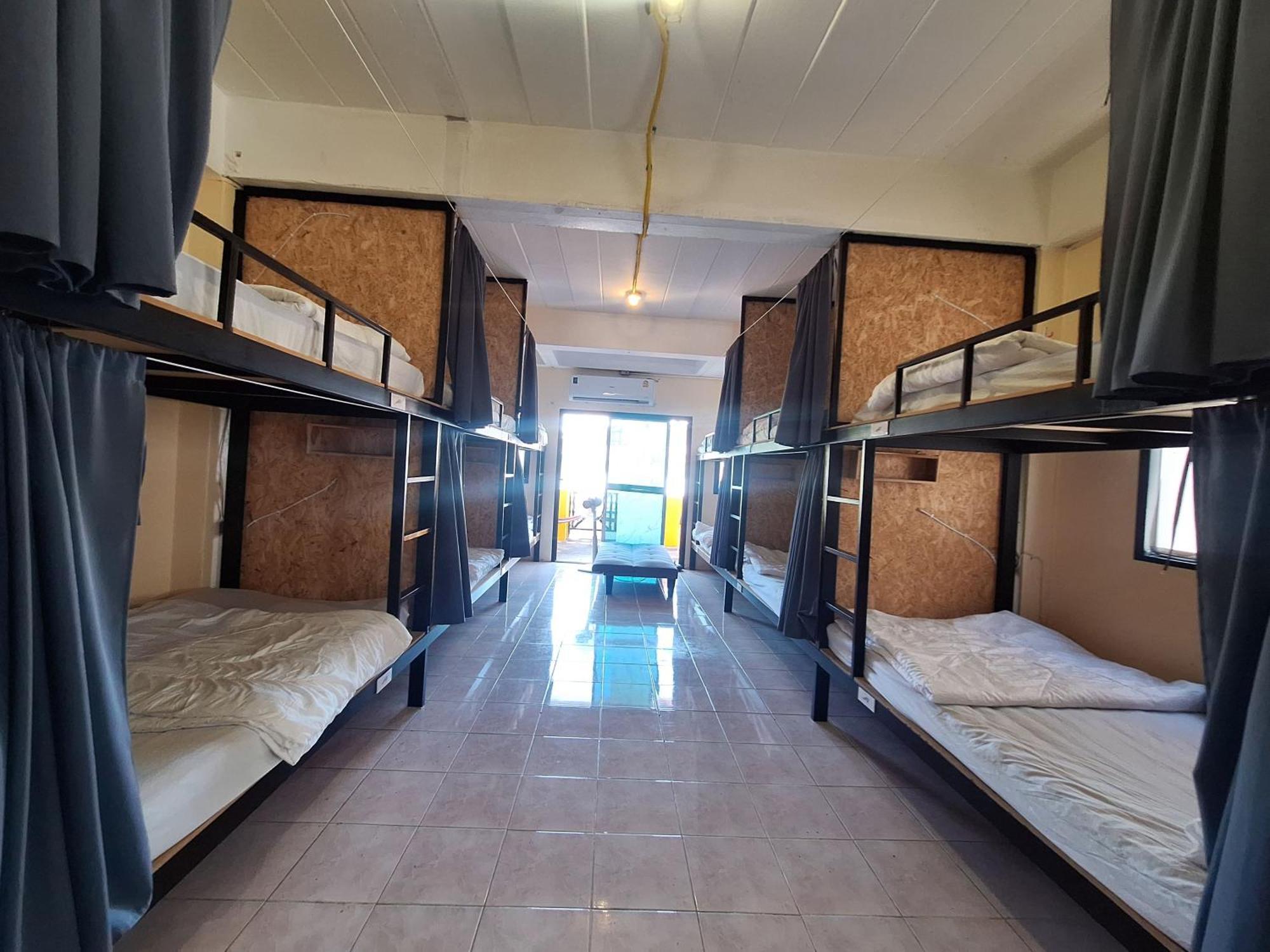 Dk1Hostel Csaveng-part Kültér fotó